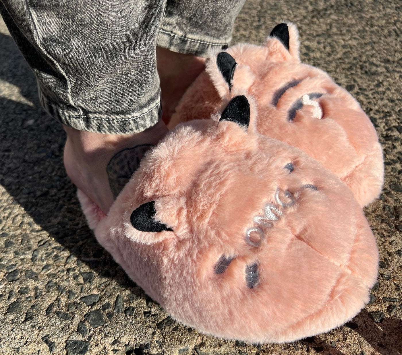 Soft Kitty Furry Slippers - Floss