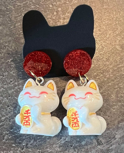 Popping Candy Dangle Earrings - Maneki-Neko White