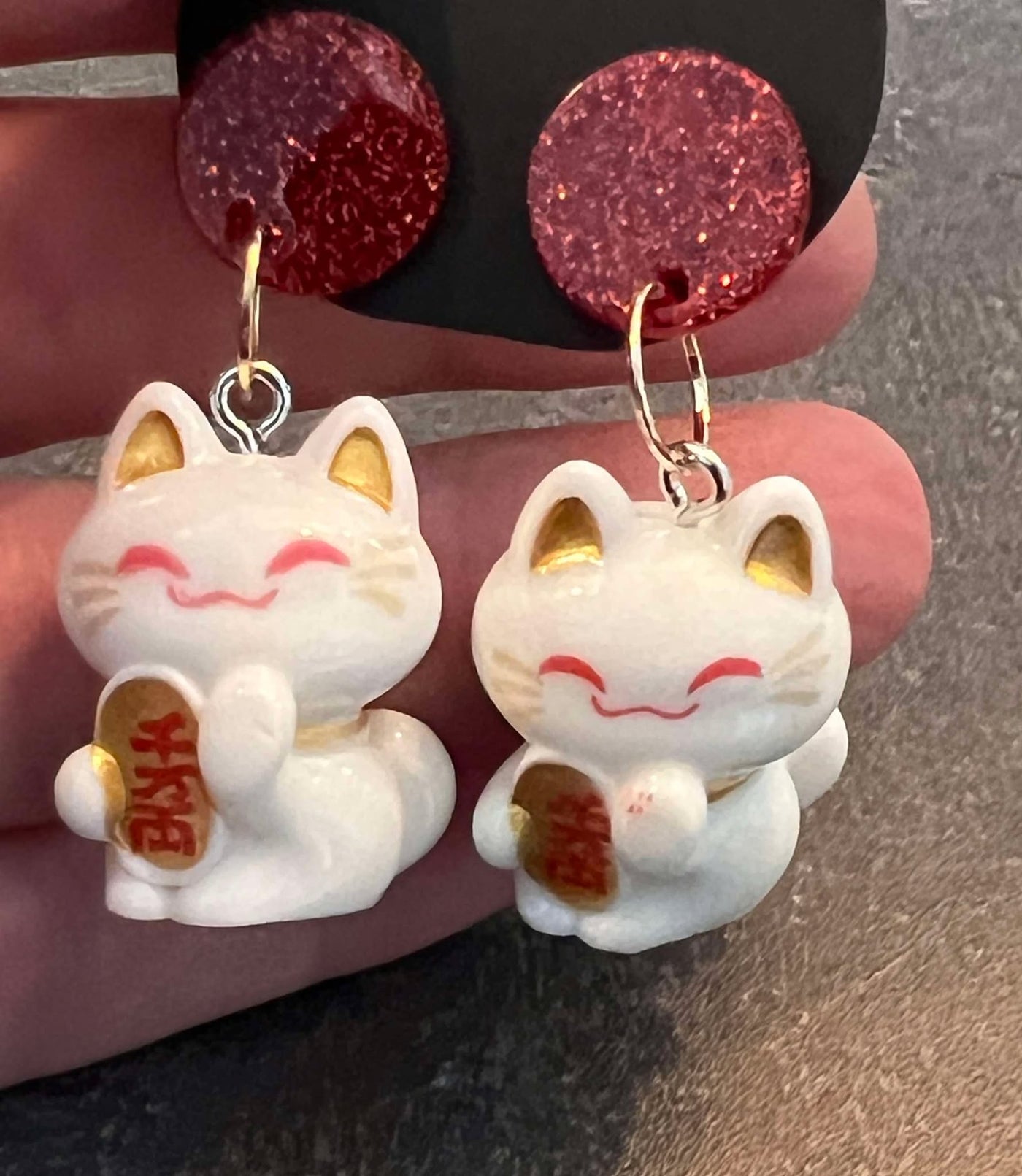 Popping Candy Dangle Earrings - Maneki-Neko White
