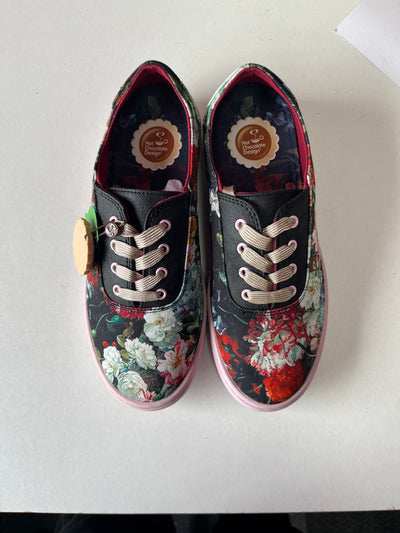 IMPERFECT 34 - Charlotte Sneakers Size 5/35