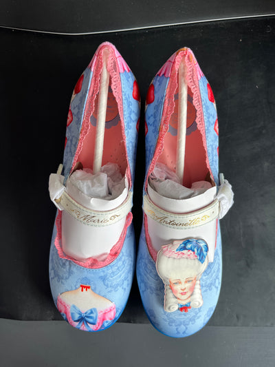 IMPERFECT 32 - Marie Antoinette Mid Heel US6/VZ36